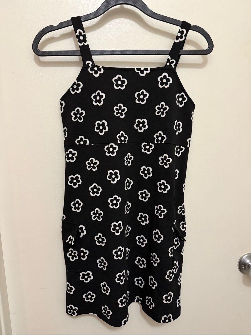 Lily Bleu Black and White Floral Print Top